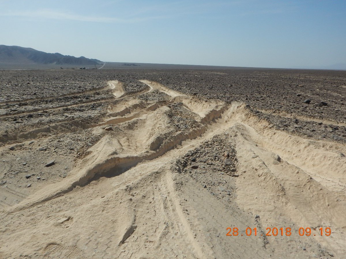 Un camionero daña las líneas de Nazca