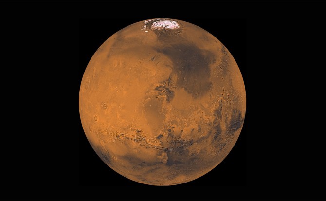 Científicos afirman que pudo haber ríos y lagos en Marte