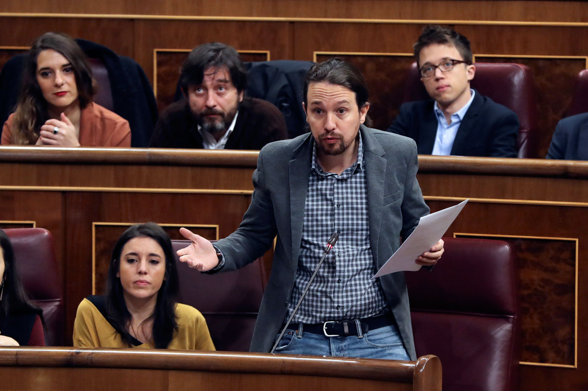 El secretario general de Podemos, Pablo Iglesias, durante una intervención en la sesión de control al Gobierno