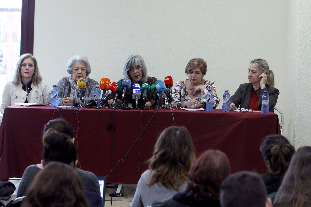 Las directoras de las principales asociaciones de mujeres durante la rueda de prensa
