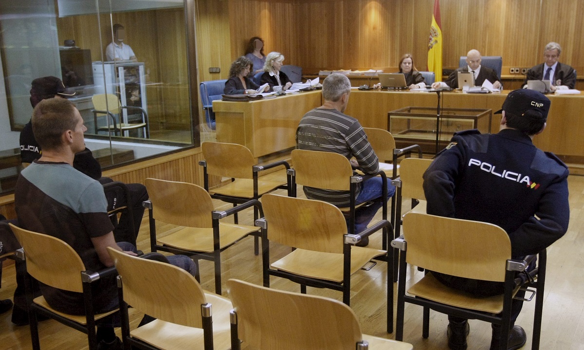 Vista del juicio a los etarras Martin Sarasola (i) e Igor Portu, celebrado en 2011 en la Audiencia Nacional de Madrid fuente EFE