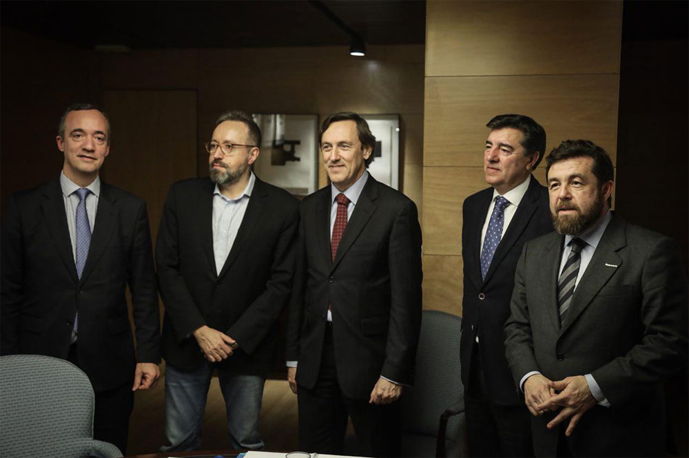 Los representantes de Ciudadanos y Partido Popular reunidos para hablar de la reforma electoral