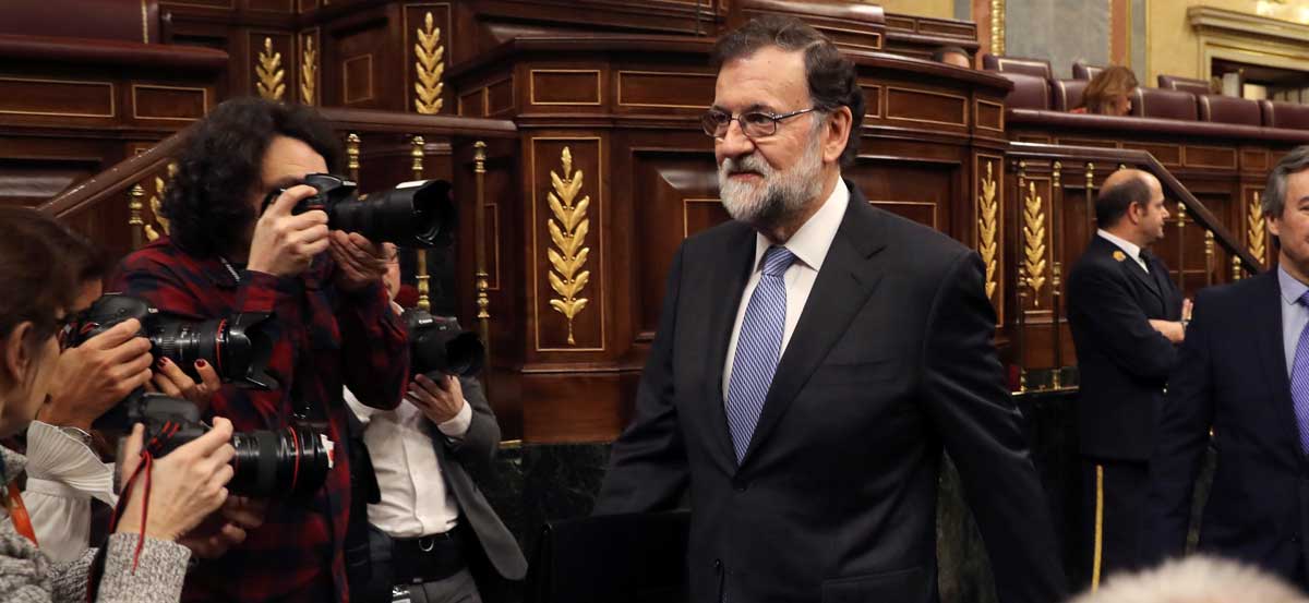 El jefe del Ejecutivo, Mariano Rajoy, a su llegada a la sesión de Control al Gobierno celebrada hoy en el Congreso. 