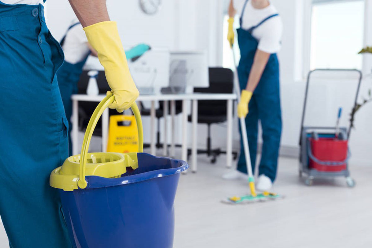 Trabajadores de una empresa de limpieza