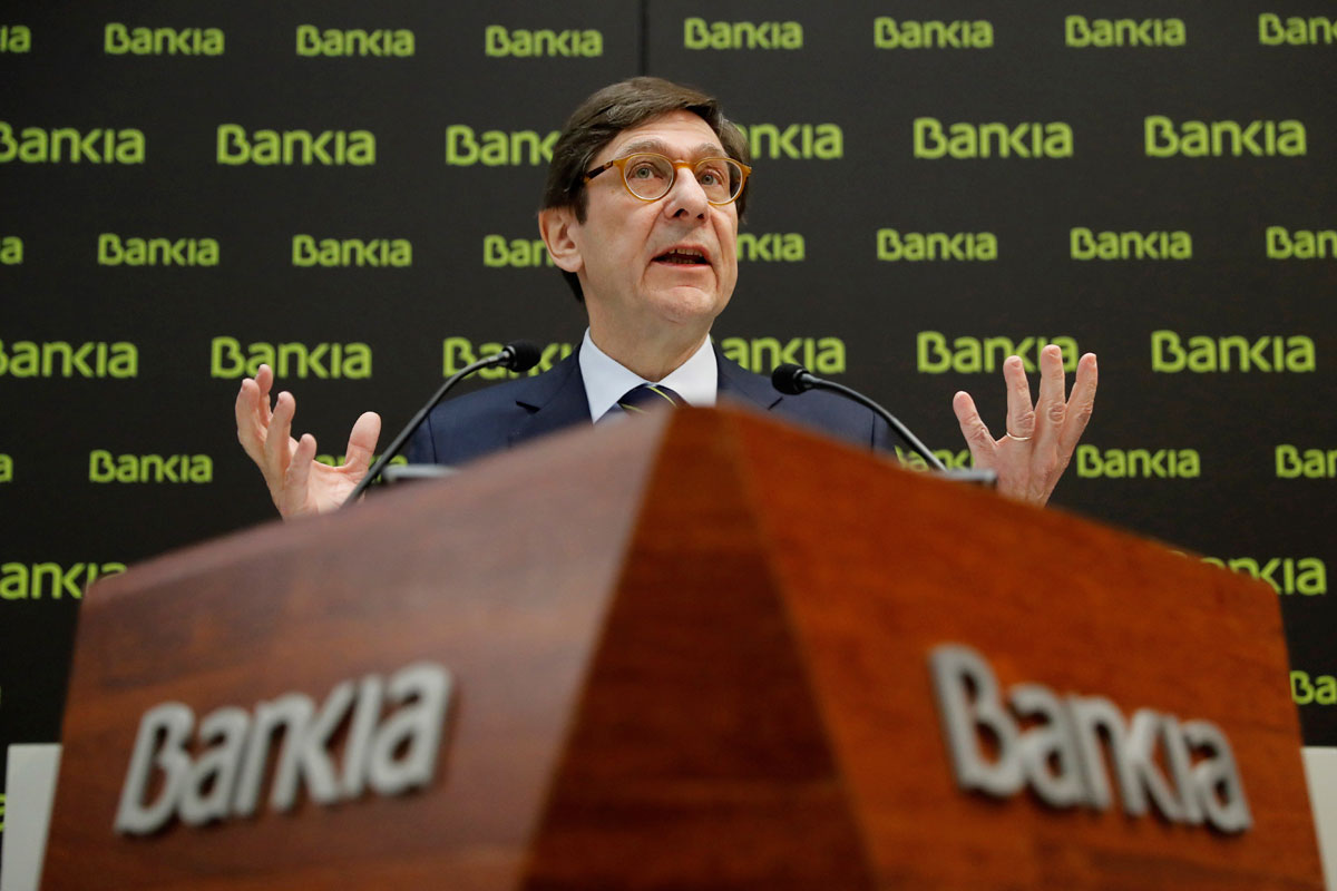 El presidente de Bankia, José Ignacio Goirigolzarri, durante una comparecencia ante los medios. EFE