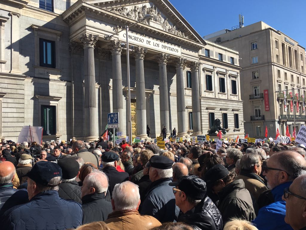 Manifestación de los jubilados contra la subida de mierda de las pensiones