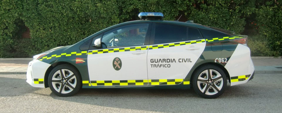 La Guardia Civil utilizará coches híbridos