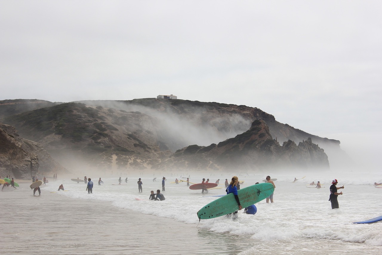 Surfistas en Carrapateira