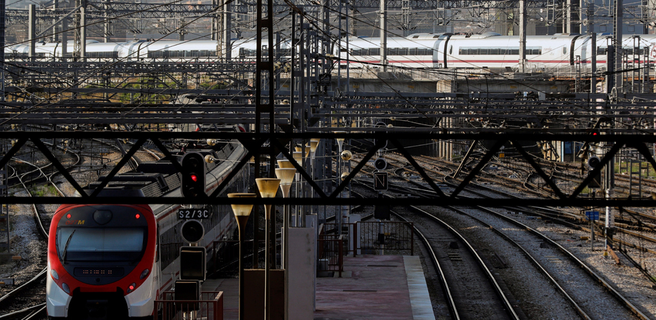 Vista de las vías de tren en las inmediaciones de la estación madrileña de Atocha