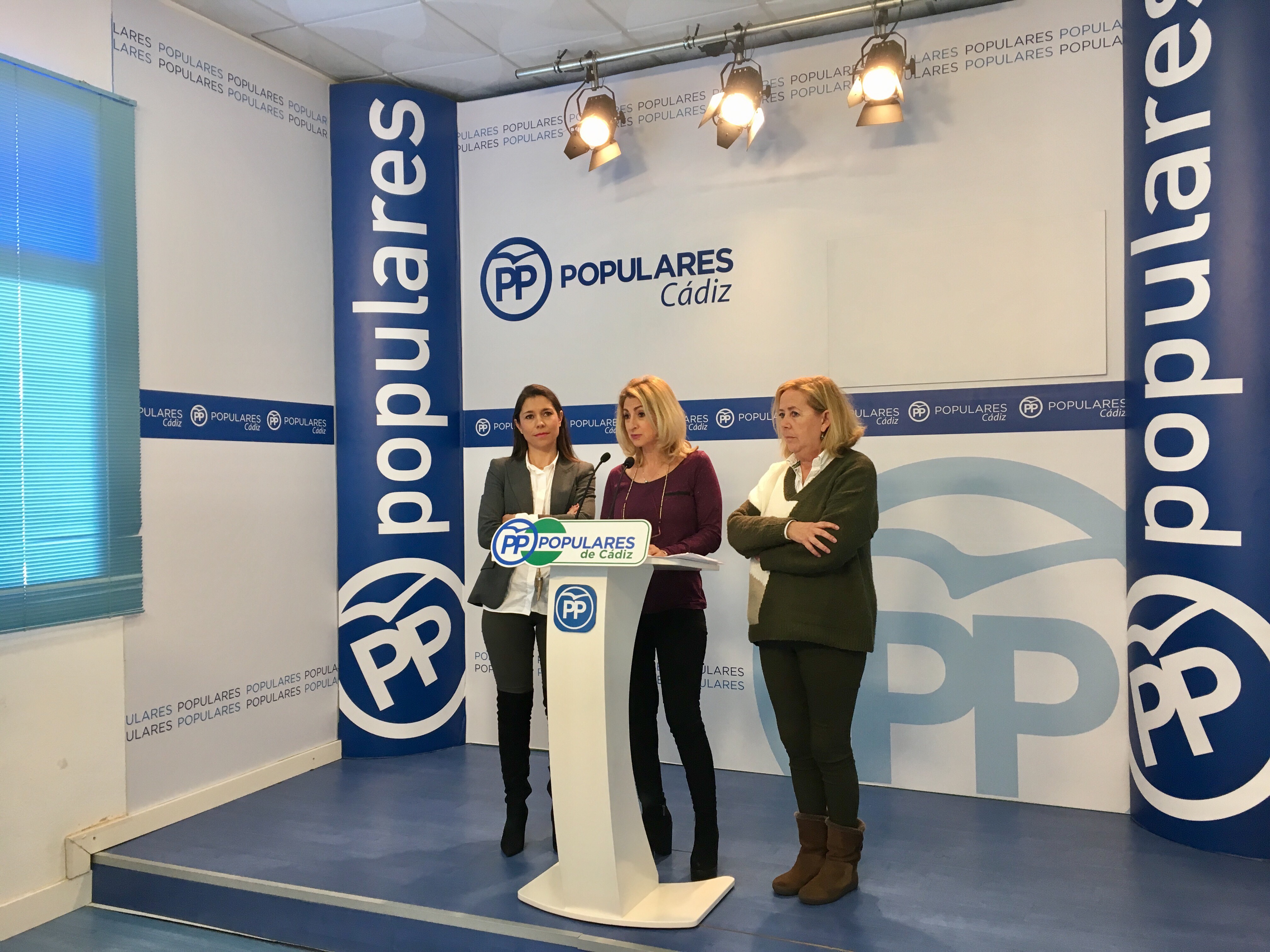 Rueda de prensa de Laura Seco, vicesecretaria sectorial del Partido Popular en Cádiz.