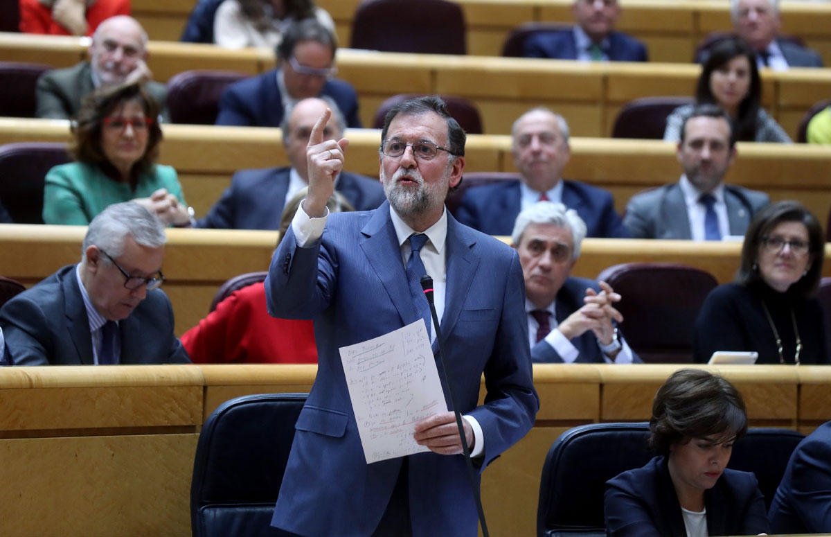 El presidente del Gobierno, Mariano Rajoy, interviene en la sesión de control al Ejecutivo, esta tarde en el pleno del Senado. 