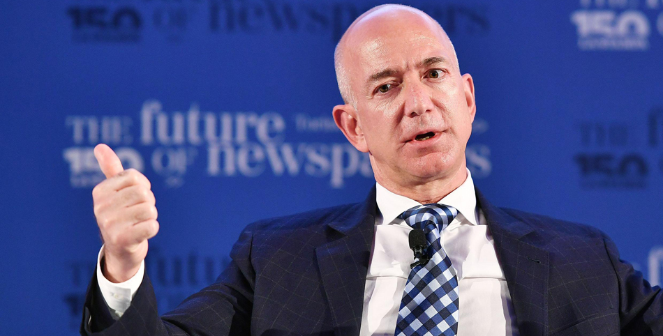 En la imagen el fundador de Amazon, Jeff Bezos