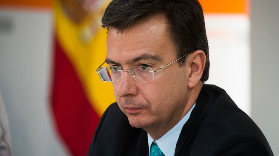 Román Escolano, ministro de Economía