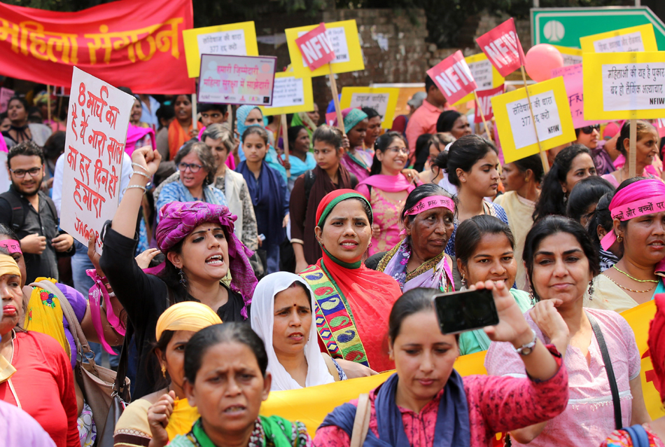Mujeres indias se manifiestan en Nueva Delhi