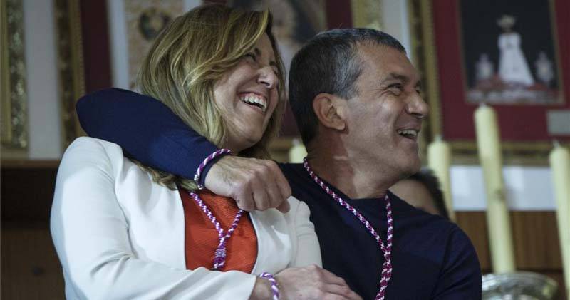 El actor Antonio Banderas y la presidenta de la Junta de Andalucía en la Semana Santa de Málaga. EFE. 