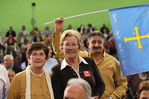 “La cosa está jodida, pero no les votaremos ni 'a ellos” ni a Cascos”