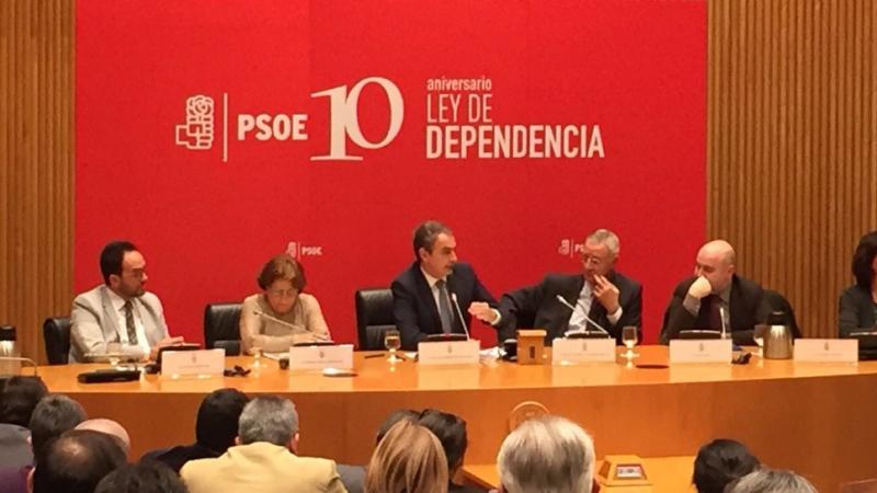 José Luis Rodríguez Zapatero, en la reunión con el grupo parlamentario socialista por el décimo aniversario de la Ley de Dependencia.