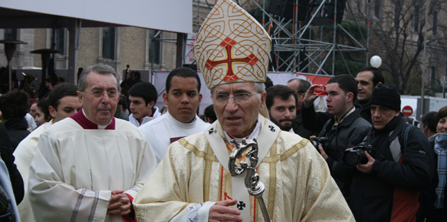 Juventudes Socialistas denuncia que “con los 6.500 millones que recibe la Iglesia al año podrían evitarse recortes dramáticos" 