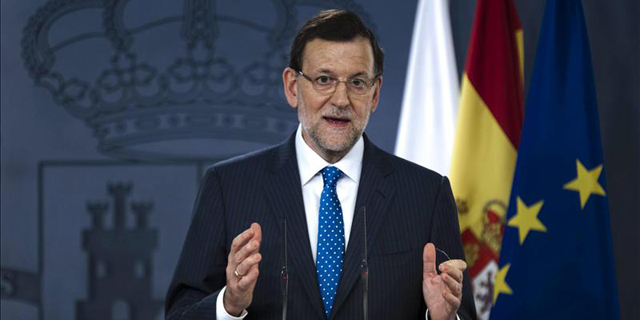 Rajoy se sirve de 'ABC' para amañar la rueda de prensa en la que estaba obligado a dar la cara