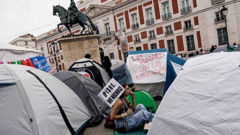 Acampada en la Puerta del Sol por el derecho a la vivienda. EP