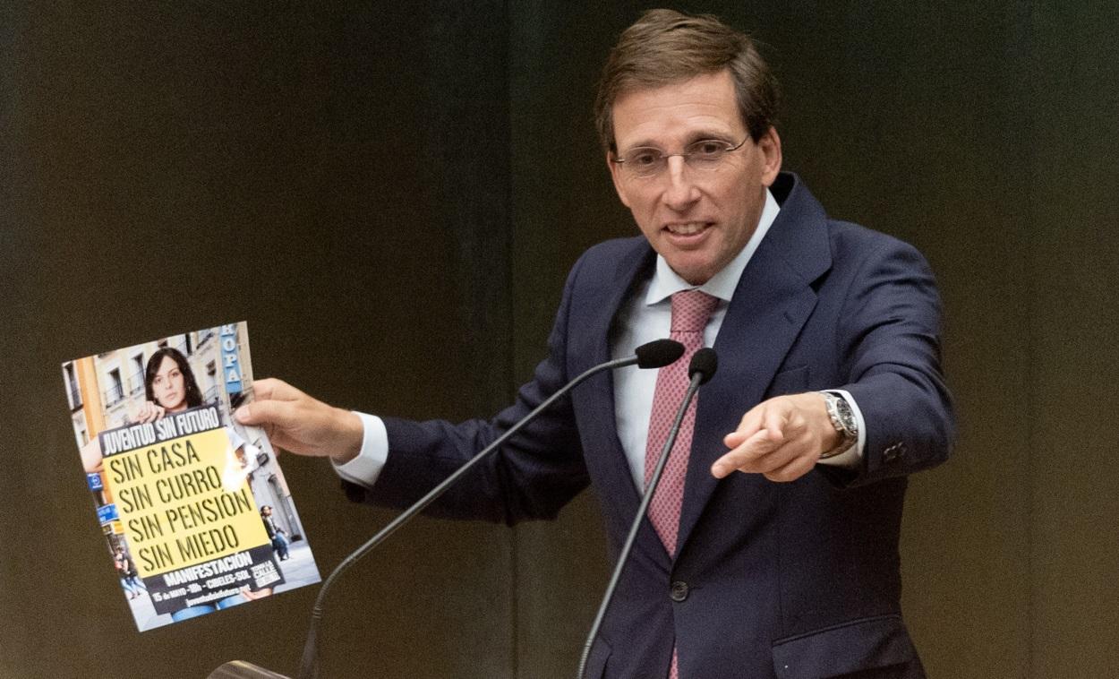 El alcalde de Madrid, José Luis Martínez Almeida, en el Pleno de Cibeles. EP