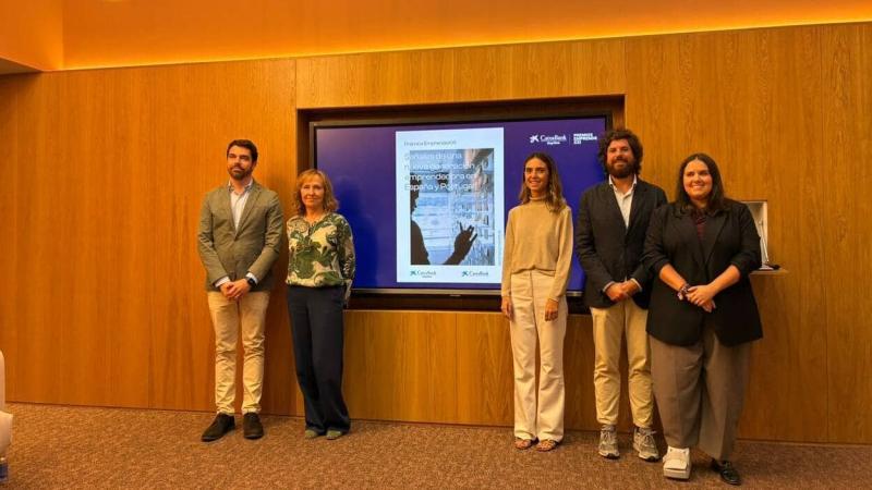 Presentación del informe sobre el ecosistema emprendedor y de la 20.ª edición de los Premios EmprendeXXI. CAIXABANK