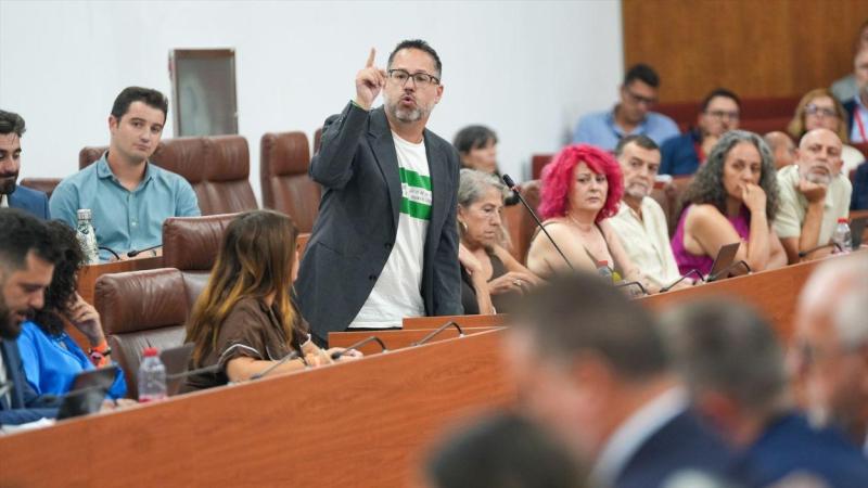 El portavoz de Adelante Andalucía, José Ignacio García, durante la primera jornada del Pleno del Parlamento andaluz / EP