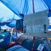 Decenas de personas continúan en la acampada por el ‘Decreto Maricarmen’ en la Puerta del Sol. EP. (1)