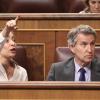 La portavoz del PP en el Congreso, Ester Muñoz, y el presidente del PP, Alberto Núñez Feijóo, durante un pleno en el Congreso de los Diputados. EP.