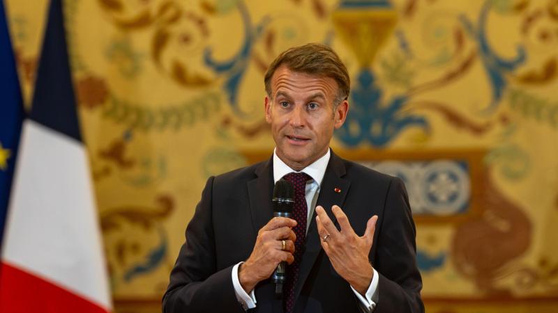 El presidente de la República Francesa, Emmanuel Macron, durante el acto 'La democracia en Europa en la era digital', a 29 de septiembre de 2026, en Madrid. EP.