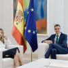 El presidente del Gobierno, Pedro Sánchez, y la vicepresidenta segunda y ministra de Trabajo y Economía Social, Yolanda Díaz, durante una reunión, en 2025. EPArchivo.