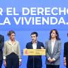 El ministro de Derechos Sociales, Consumo y Agenda 2030, Pablo Bustinduy, explica el decreto de alquileres indefinidos junto a (de izquierda a derecha) el ministro de Cultura, Ernest Urtasun; la vicepresidenta segunda y ministra de Trabajo y Economía Social, Yolanda Díaz; la ministra de Sanidad, Mónica García; y la ministra de Juventud e Infancia, Sira Rego. EP.