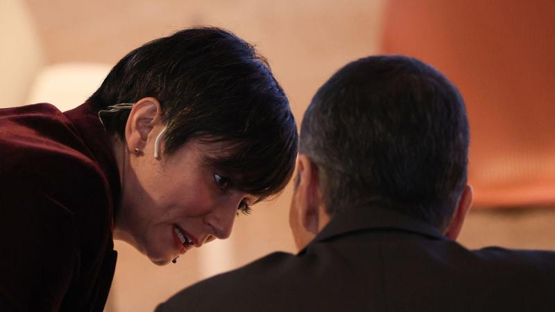 La ministra de Vivienda y Agenda Urbana, Isabel Rodríguez, y el presidente del Gobierno, Pedro Sánchez. EP