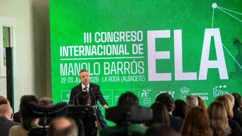 Imagen de archivo del presidente de Castilla-La Mancha, Emiliano García-Page, durante un congreso sobre ELA. EP.