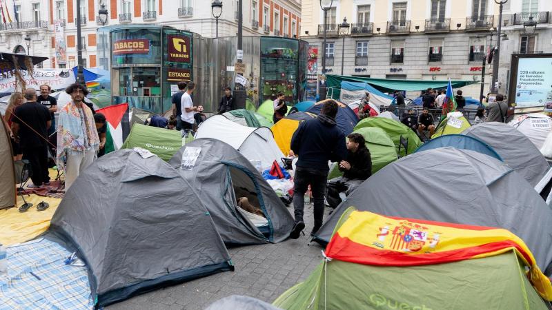 Imagen de la Puerta del Sol durante la acampada por la vivienda. EP