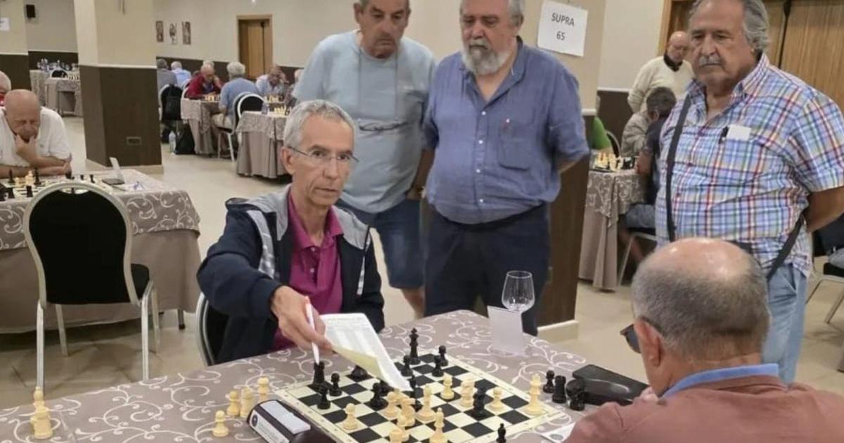El alcalde de Utrera (PP), investigado por la cesión de un local público a un club de ajedrez del que él era socio