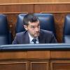 El ministro de Derechos Sociales, Consumo y Agenda 2030, Pablo Bustinduy, durante una sesión plenaria, en el Congreso de los Diputados. EP.