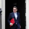 El primer ministro británico, Andy Burnham, a su salida de la residencia presidencial en Downing Street 10. EP.