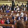 Personas del Sindicato de Inquilinas protestan durante una sesión plenaria, en el Congreso de los Diputados, a 2 de octubre de 2026, en Madrid (España). EP