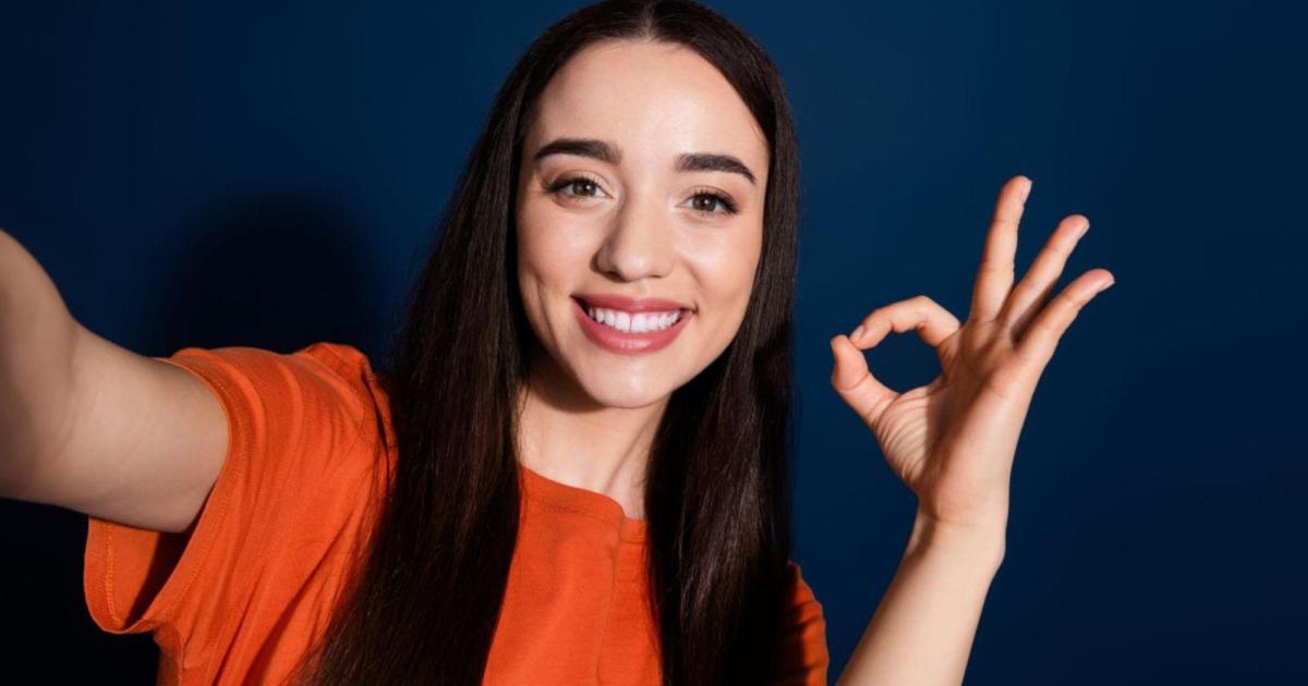 La sonrisa se consolida como herramienta de confianza y comunicación más allá de la estética
