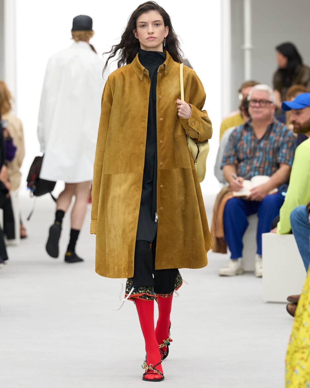 LOEWE - SS27 / Cortesía