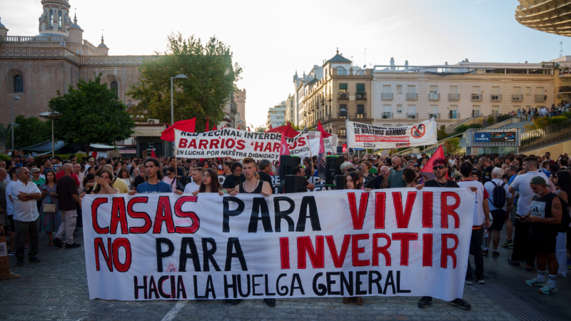 Manifestación por la vivienda en Sevilla | EP