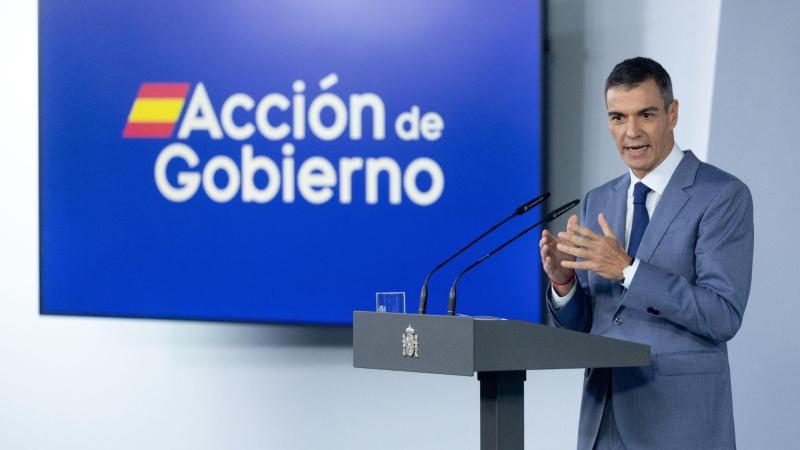 El presidente del Gobierno, Pedro Sánchez, durante la rueda de prensa posterior al Consejo de Ministros, en el Palacio de la Moncloa, a 6 de octubre de 2026. Eduardo ParraEP.