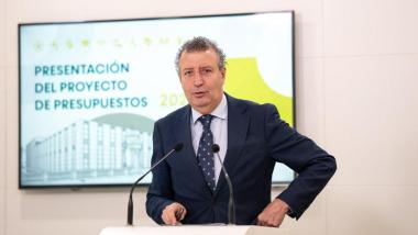 El presidente de la Diputación de Sevilla, Javier Fernández