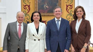 Cofares y la Ranfe destacan el papel de la farmacia