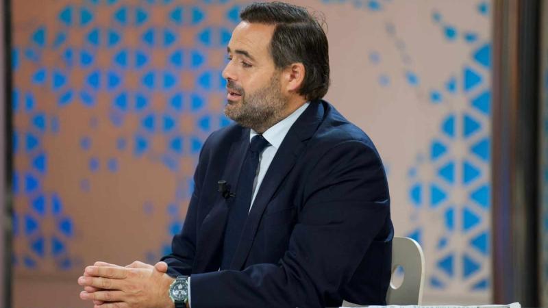 El líder del PP de Castilla-La Mancha, Paco Núñez, durante su entrevista en la televisión pública regional. EP.