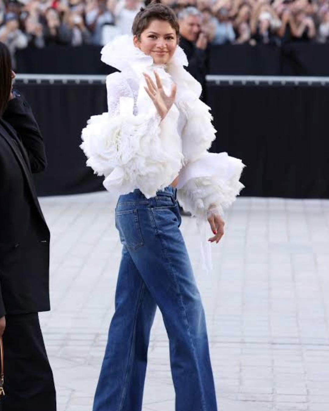 Zendaya - Louis Vuitton SS27 Zendaya - Louis Vuitton SS27
