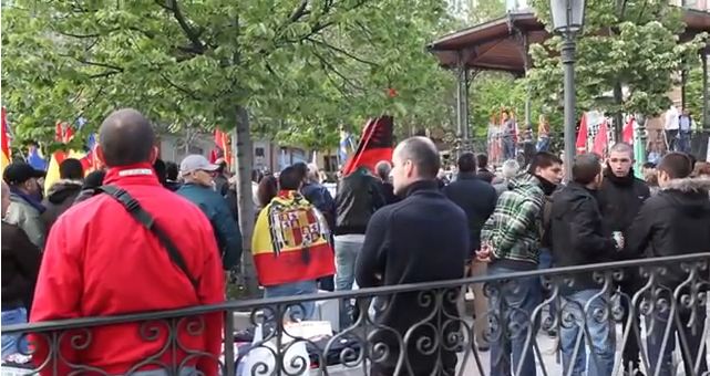 “Al Gobierno le preocupan más los ciudadanos que protestan, a los que llaman radicales, que los nostálgicos de la dictadura y neonazis”