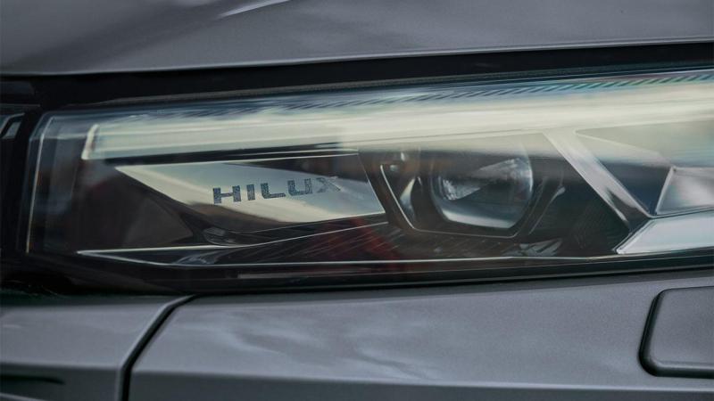 yota hilux detalle yota hilux detalle