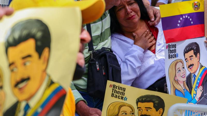Simpatizantes del régimen de Nicolás Maduro en una manifestación contra su detención judicial. EP.